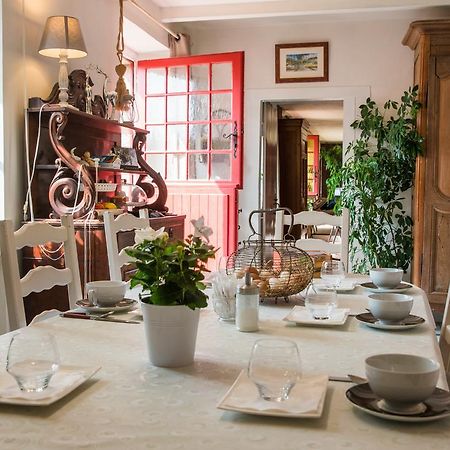 Bed and Breakfast Au Jardin D'Eloise Tremereuc Екстер'єр фото