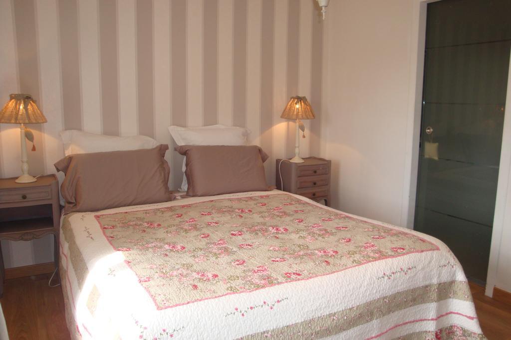 Bed and Breakfast Au Jardin D'Eloise Tremereuc Екстер'єр фото