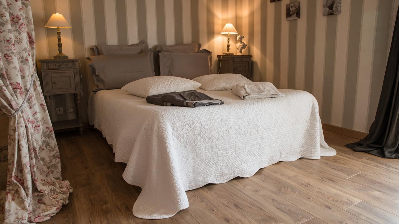 Bed and Breakfast Au Jardin D'Eloise Tremereuc Екстер'єр фото